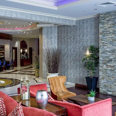 Viana Hotel And Spa, Trademark Collection By Wyndham Westbury Extérieur photo
