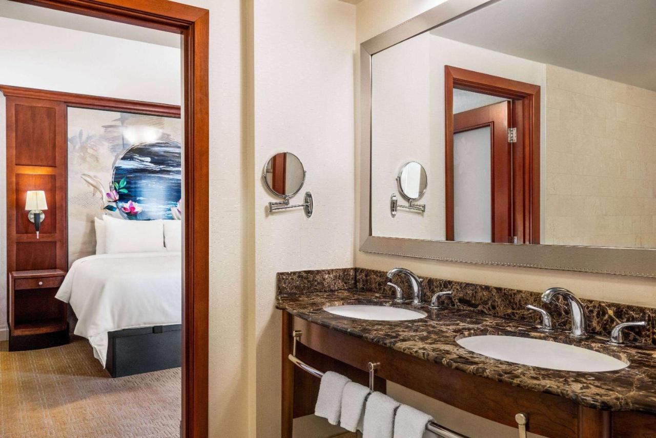Viana Hotel And Spa, Trademark Collection By Wyndham Westbury Extérieur photo