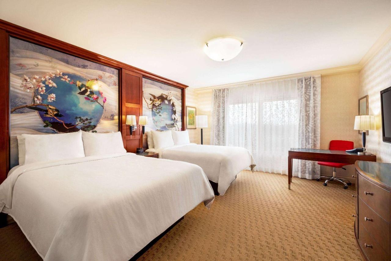 Viana Hotel And Spa, Trademark Collection By Wyndham Westbury Extérieur photo