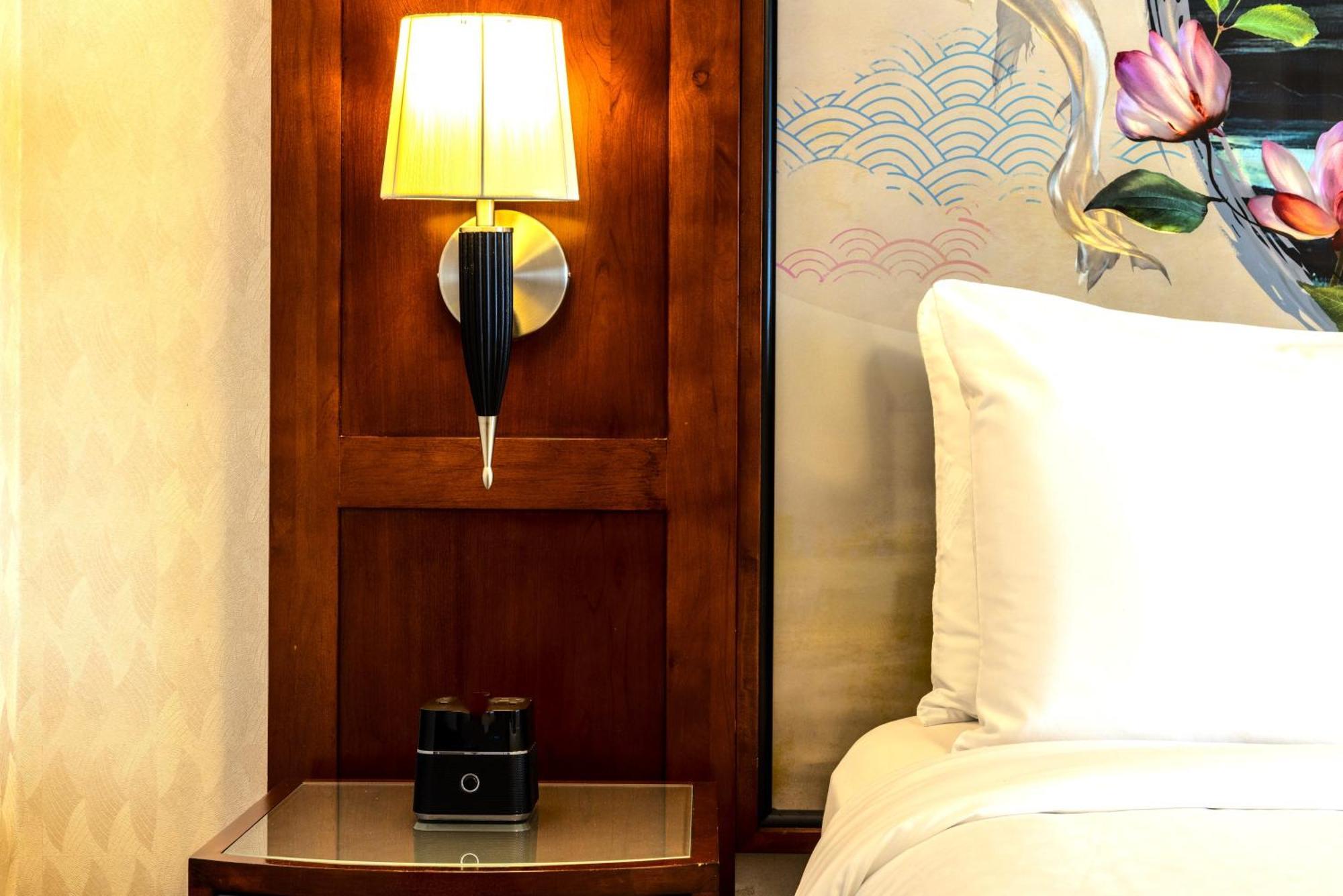 Viana Hotel And Spa, Trademark Collection By Wyndham Westbury Extérieur photo